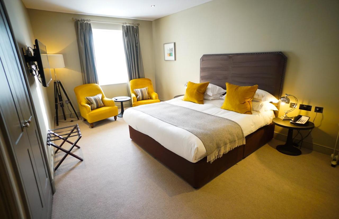 Kings Head Hotel Cirencester Zewnętrze zdjęcie