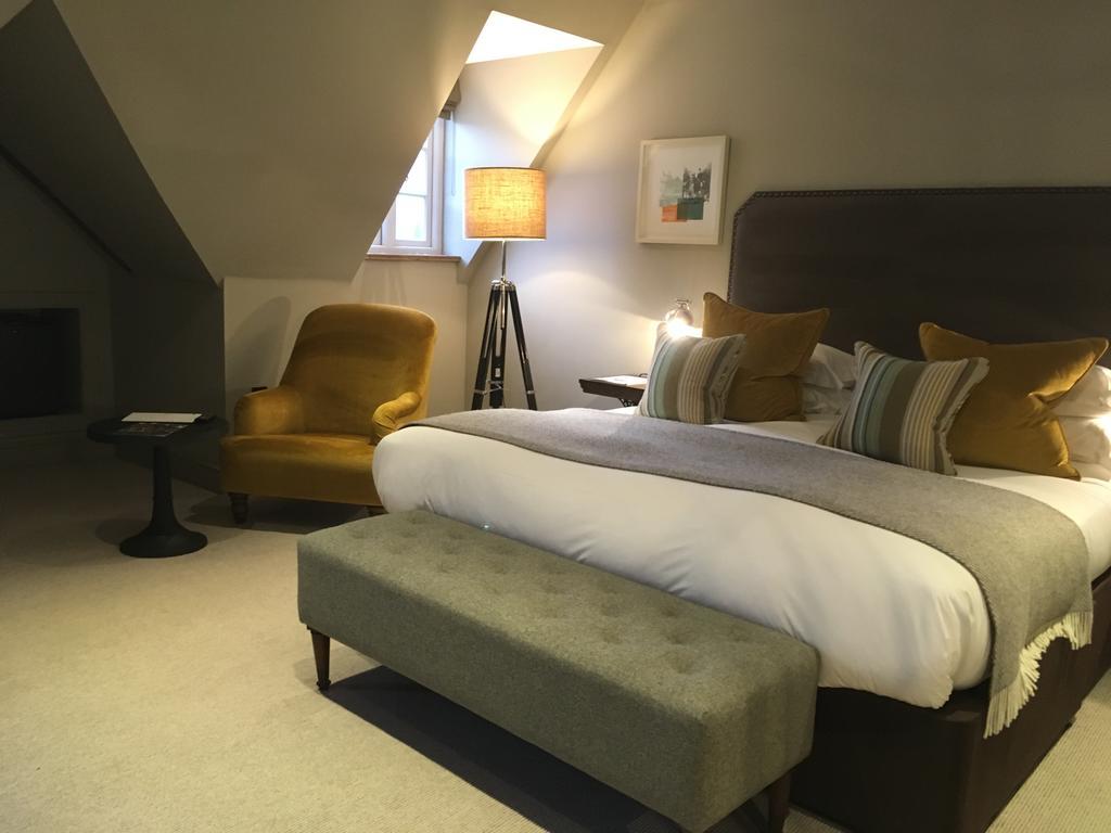 Kings Head Hotel Cirencester Zewnętrze zdjęcie