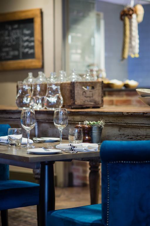 Kings Head Hotel Cirencester Zewnętrze zdjęcie