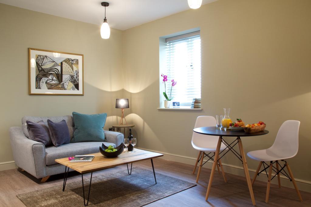 Kings Head Hotel Cirencester Zewnętrze zdjęcie