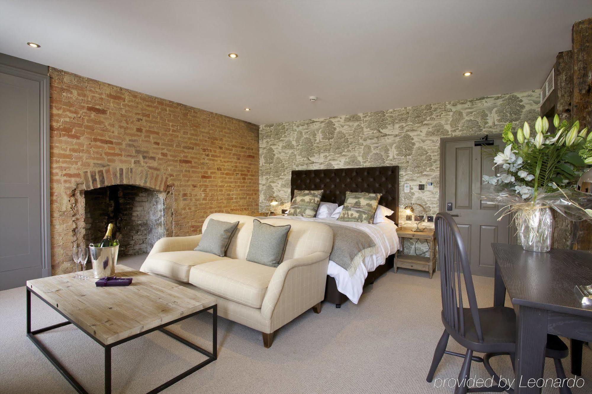 Kings Head Hotel Cirencester Zewnętrze zdjęcie